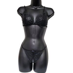 Sexy Lingerie Set Crotchless Panties Sheer Lace Thong Peekaboo Nipple Bra